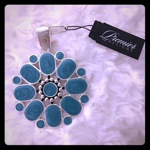 ✨Premier Designs *Flipside* Enhancer✨